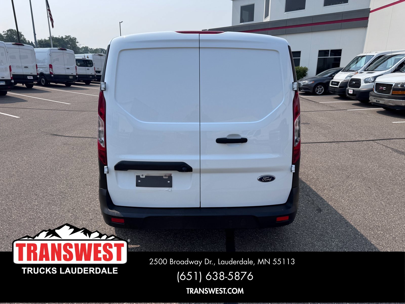Used 2022 Ford Transit Connect XL image 4