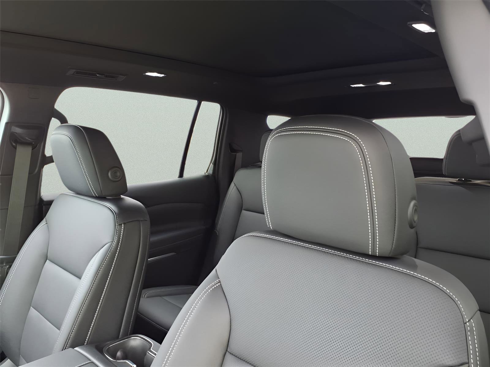 New 2026 Chevrolet Traverse LT w/ Sun and Wheel Package image 16