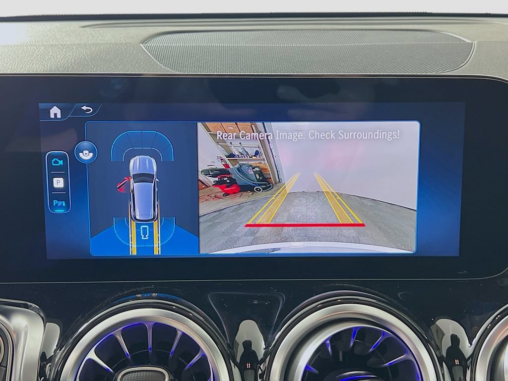 New 2026 Mercedes-Benz GLB 250 4MATIC image 18