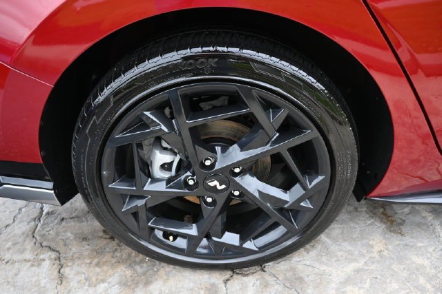 Used 2025 Hyundai Elantra N Line FWD image 12
