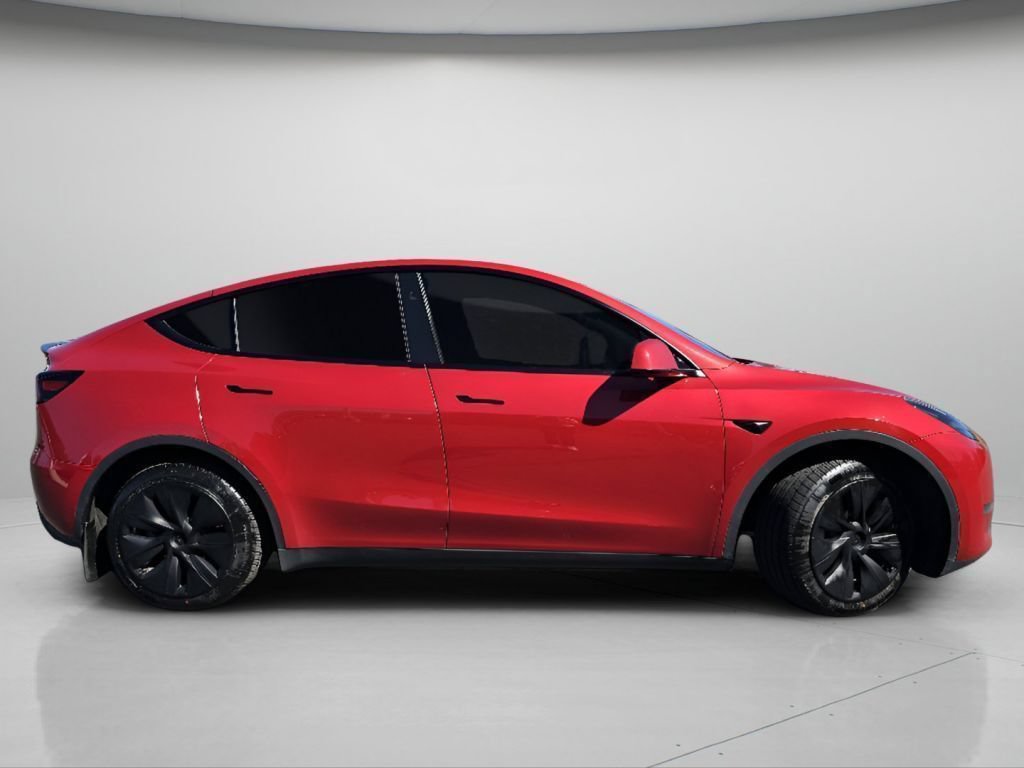 Used 2023 Tesla Model Y Long Range AWD/4WD image 26