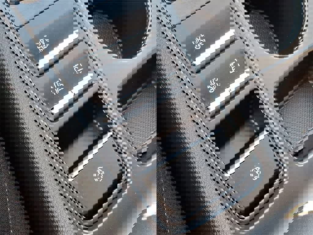 Certified 2025 Hyundai Sonata SE image 21