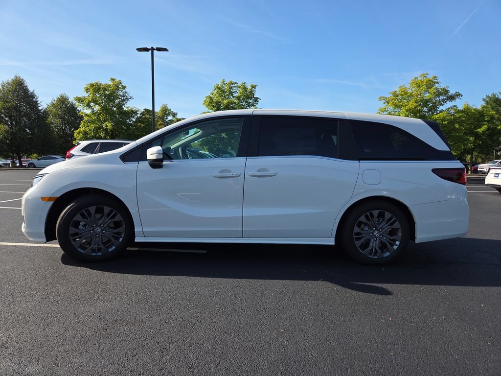 New 2026 Honda Odyssey Touring image 25