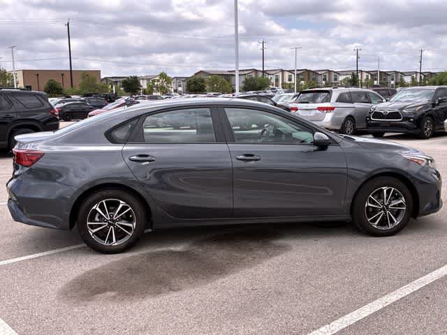 Used 2023 Kia Forte LXS FWD image 7