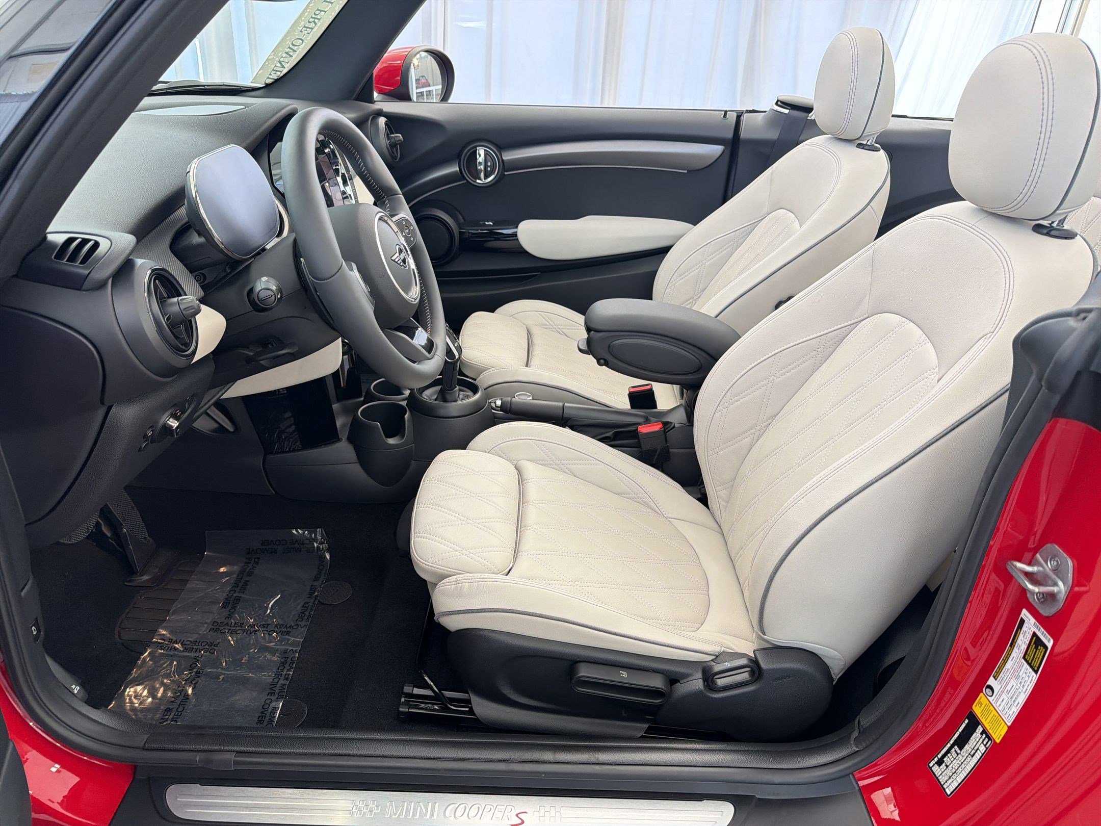 Certified 2024 MINI Cooper S w/ Signature Upholstery Package image 5