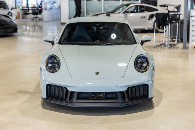 Used 2025 Porsche 911 Carrera GTS image 9
