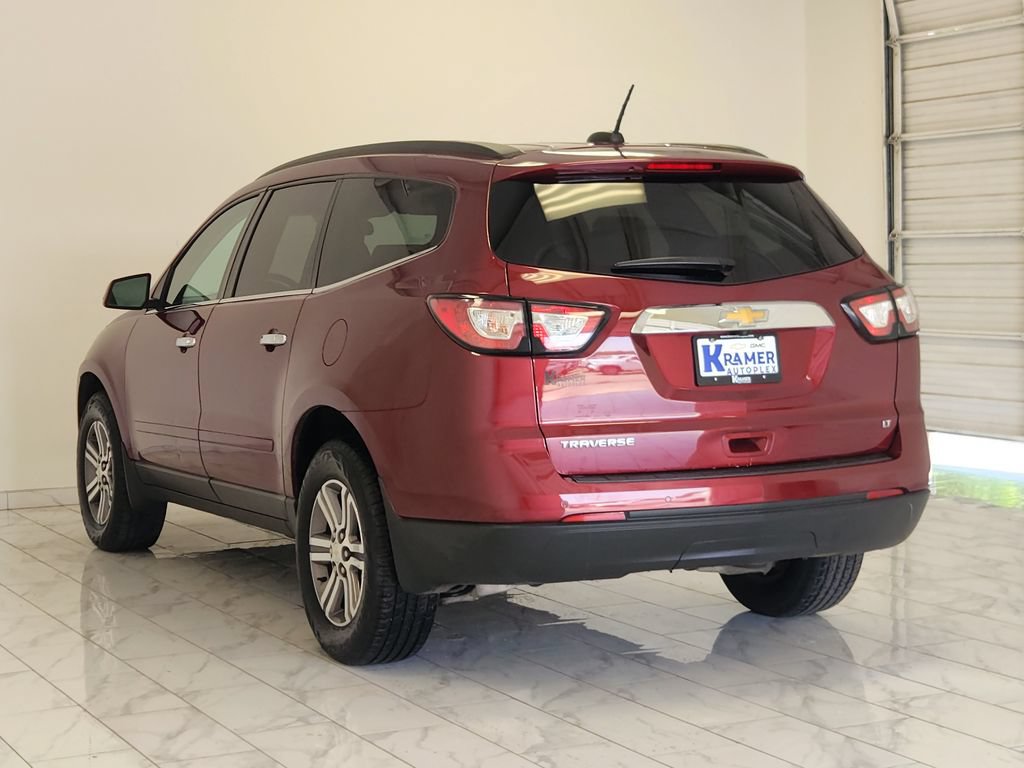 Used 2017 Chevrolet Traverse LT FWD image 4