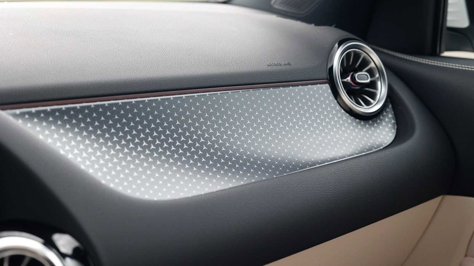 Used 2025 Mercedes-Benz GLA 250 4MATIC image 29