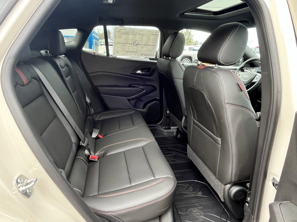 New 2026 Chevrolet Trax RS w/ Sunroof Package image 18