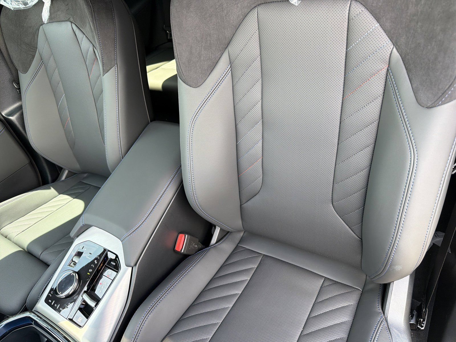 New 2026 BMW X3 M50 w/ Premium Package AWD/4WD image 23