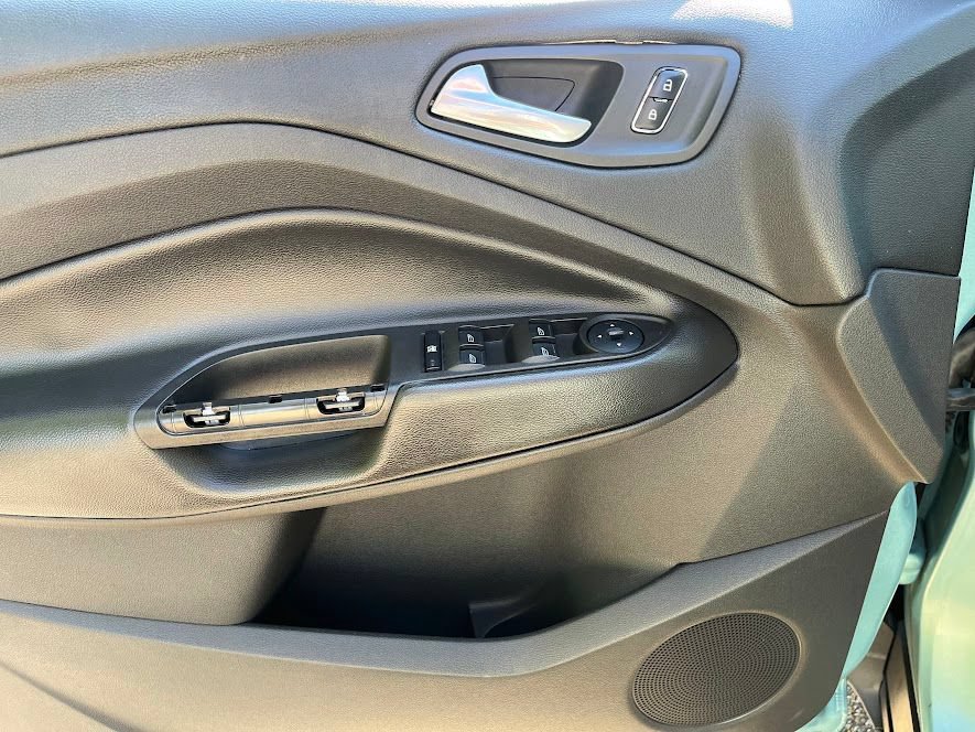 Used 2013 Ford Escape SE FWD image 6
