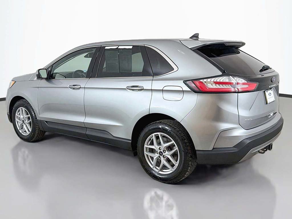Used 2024 Ford Edge SEL w/ Convenience Package AWD/4WD image 8