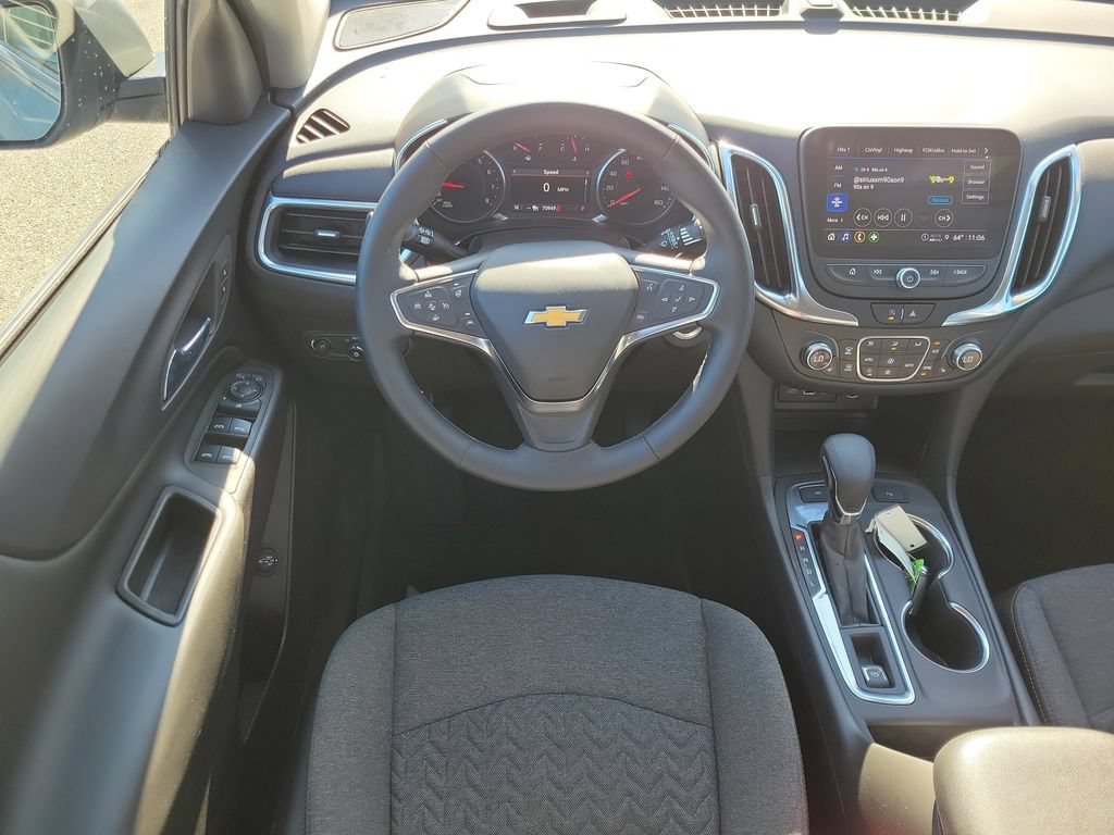 Used 2024 Chevrolet Equinox LT AWD/4WD image 13