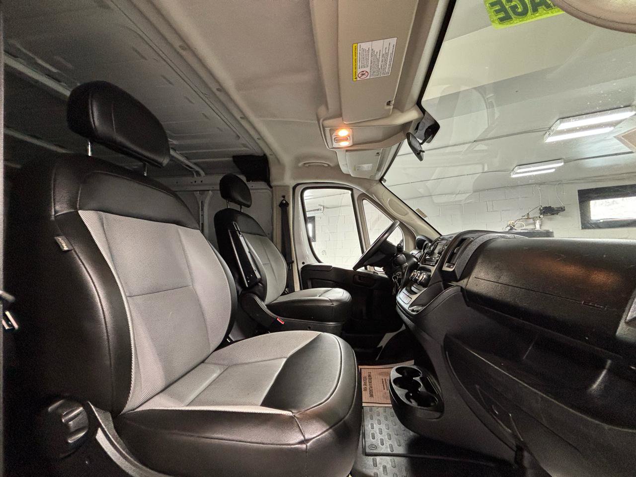 Used 2017 RAM ProMaster 1500 w/ Interior Convenience Group FWD image 14
