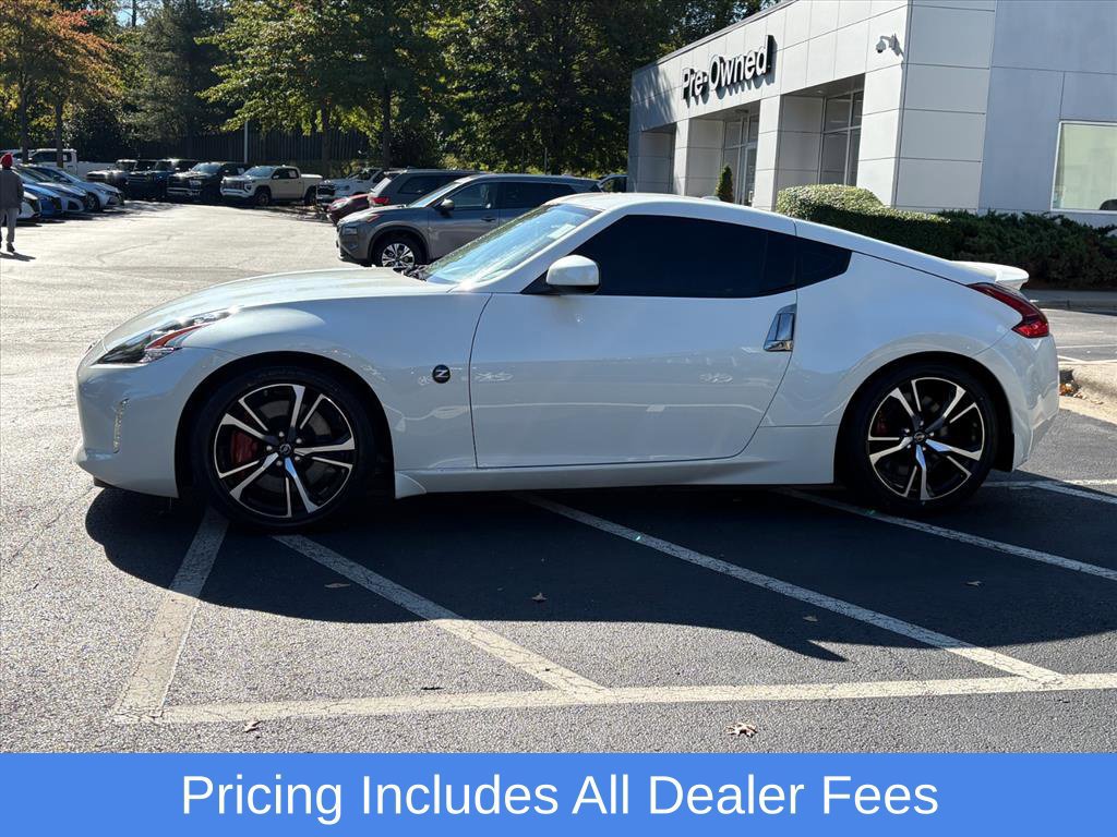 Used 2020 Nissan 370Z Touring Sport RWD image 5