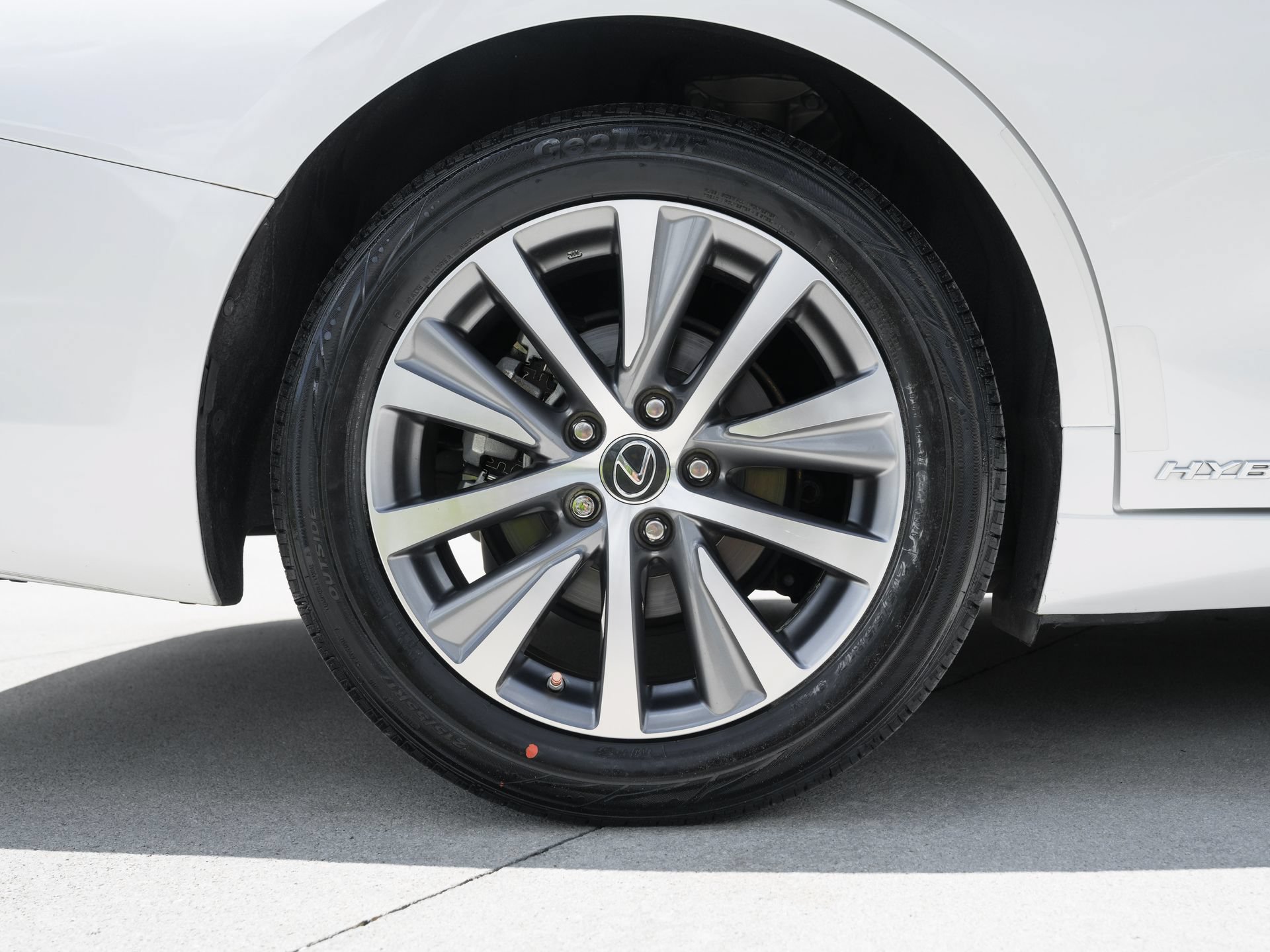 Used 2020 Lexus ES 300h w/ Premium Package FWD image 30