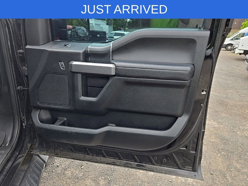 Used 2018 Ford F150 XLT w/ Equipment Group 302A Luxury AWD/4WD image 15