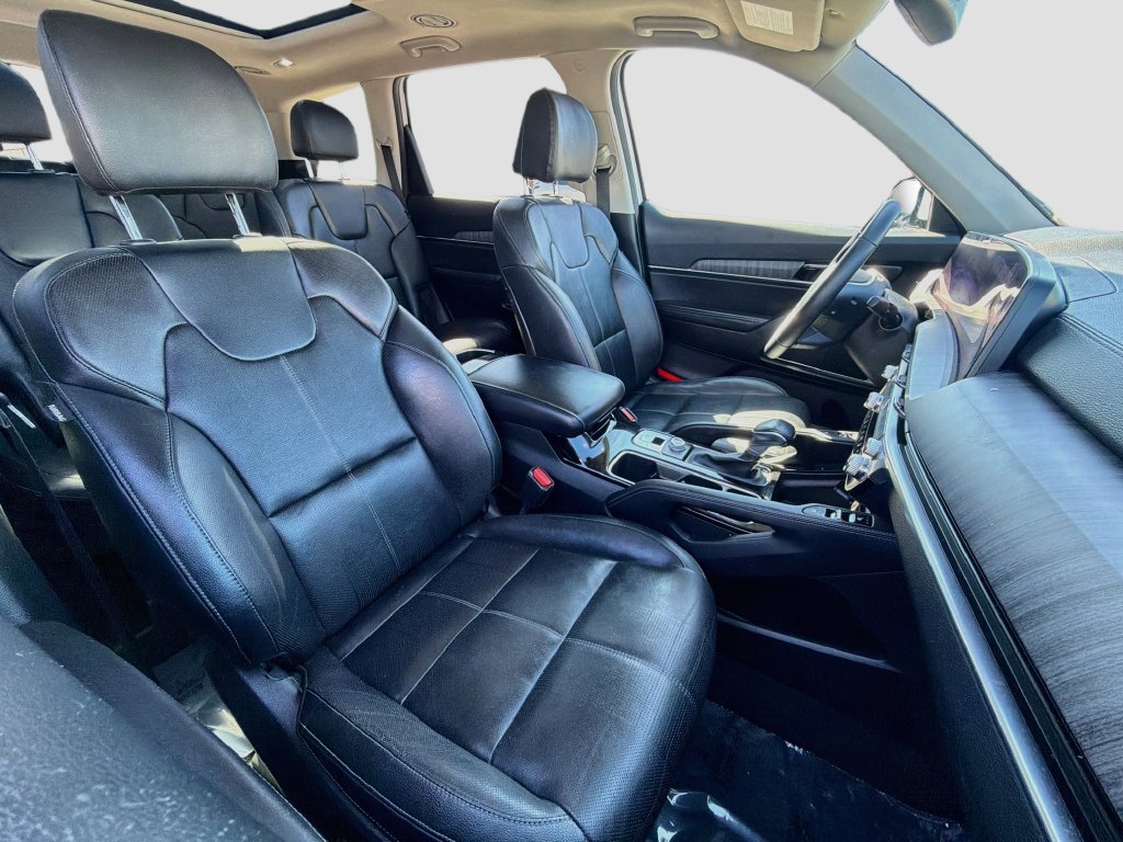 Used 2024 Kia Telluride SX FWD image 16