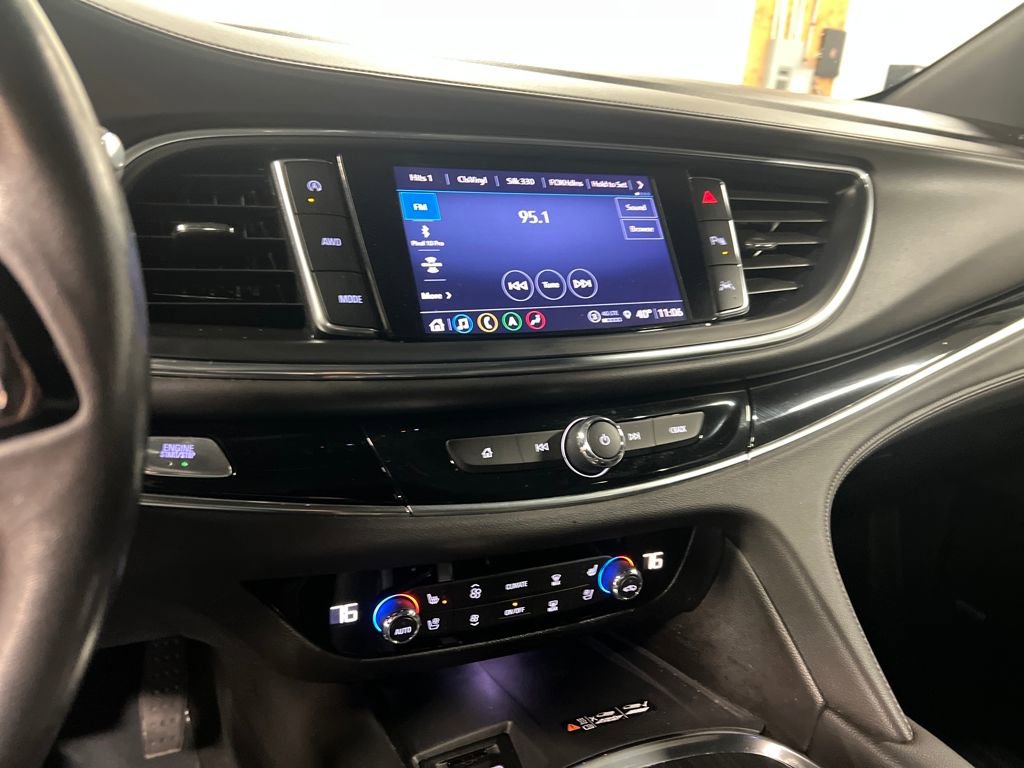 Certified 2023 Buick Enclave Avenir w/ Avenir Technology Package image 23