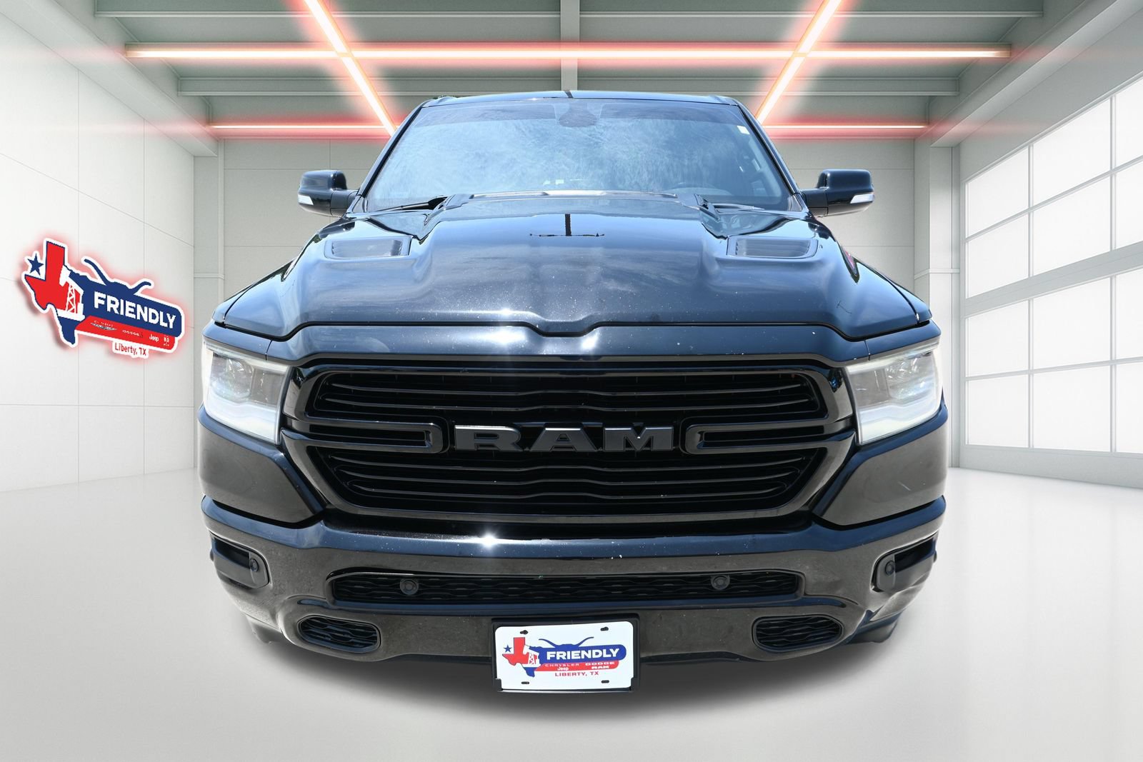 Used 2019 RAM 1500 Laramie RWD image 6