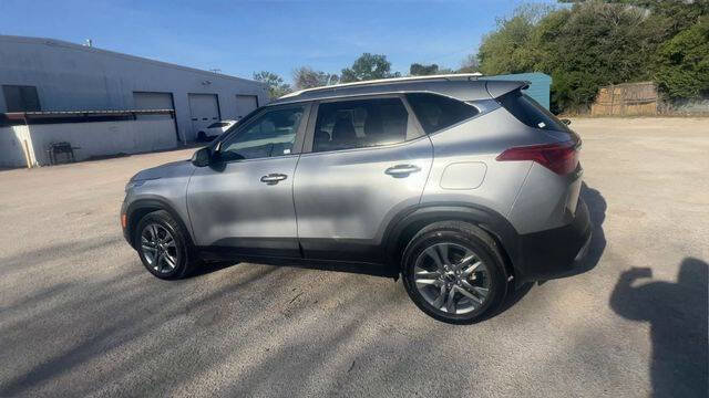 Used 2023 Kia Seltos S image 6