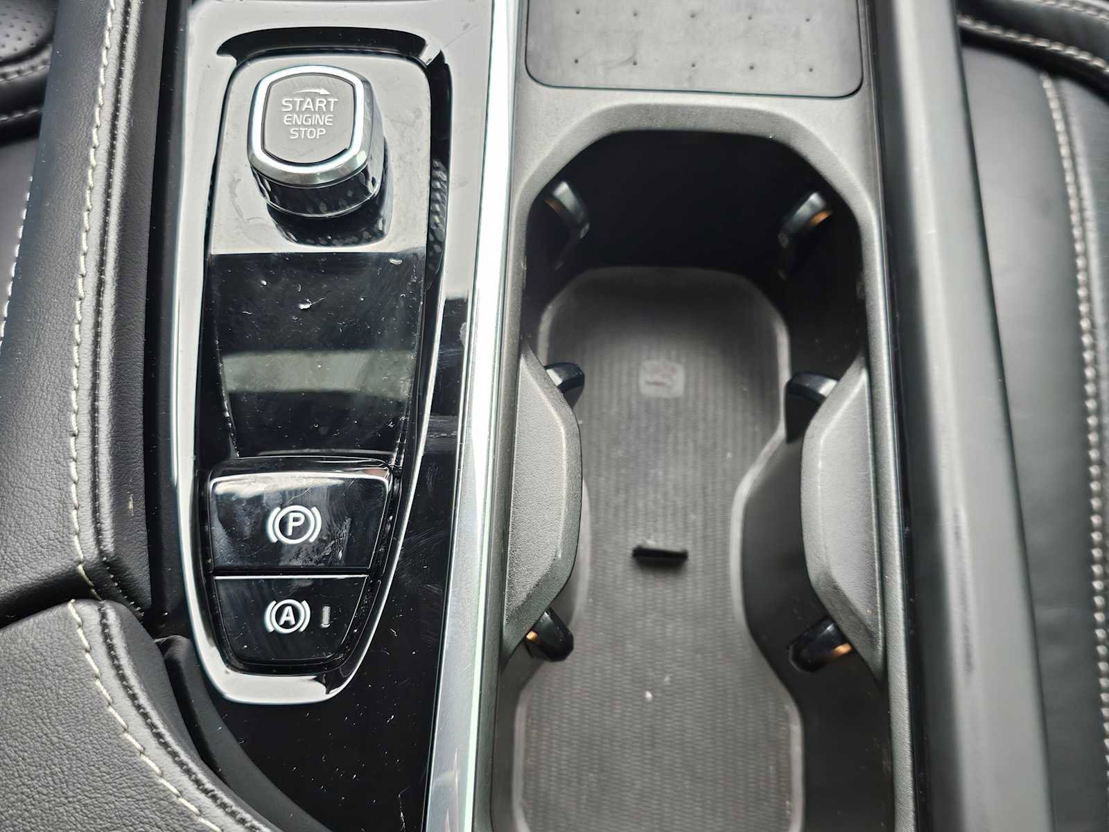 Certified 2022 Volvo XC90 T6 Inscription w/ Climate Package image 29