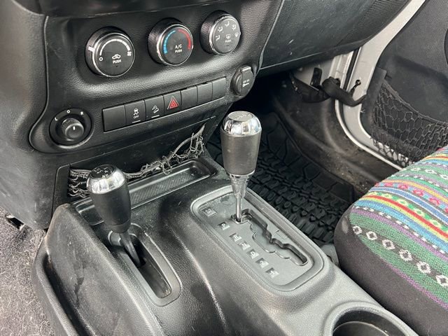 Used 2011 Jeep Wrangler Unlimited Sport image 16