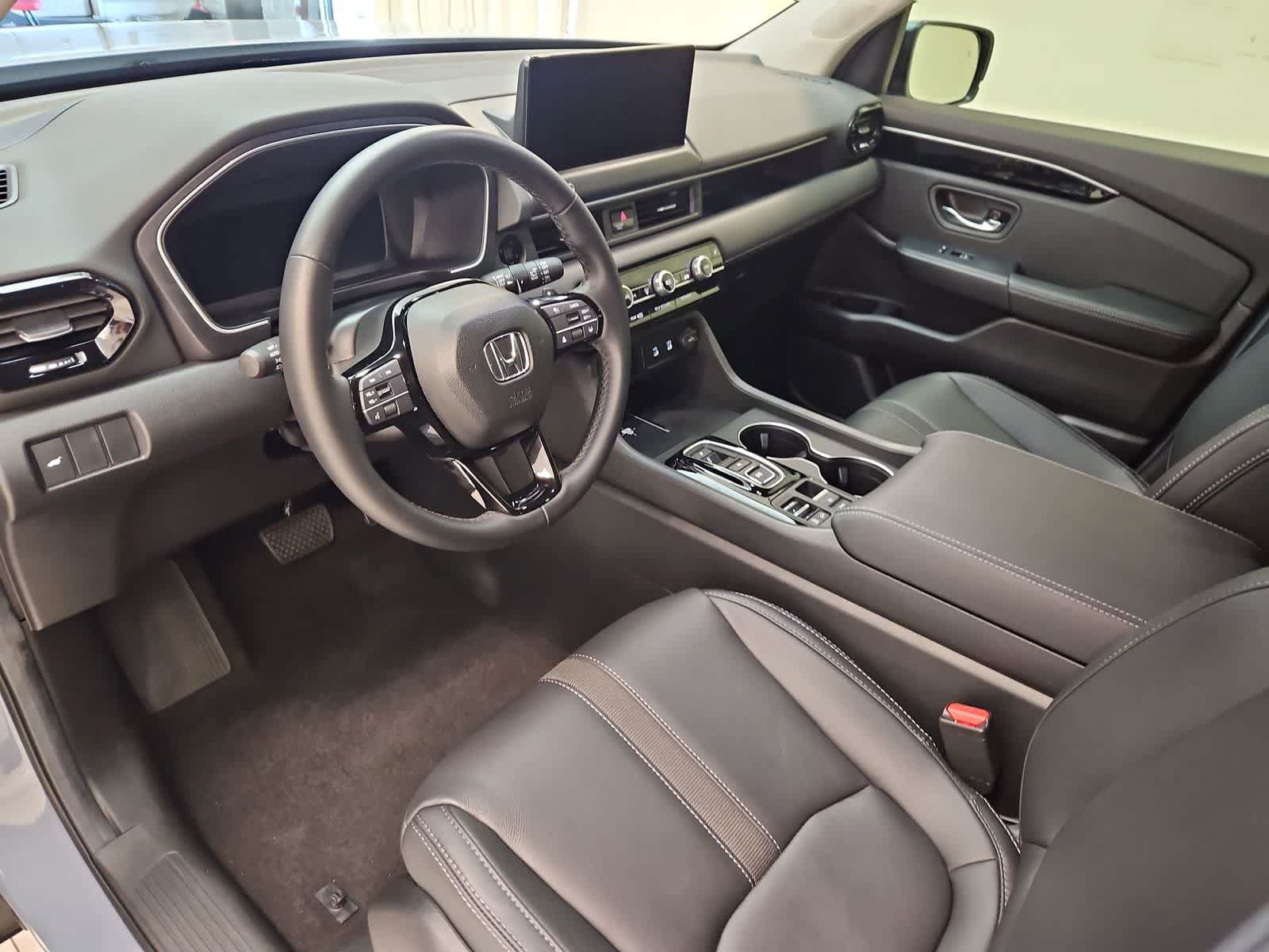 Certified 2026 Honda Pilot EX-L image 2