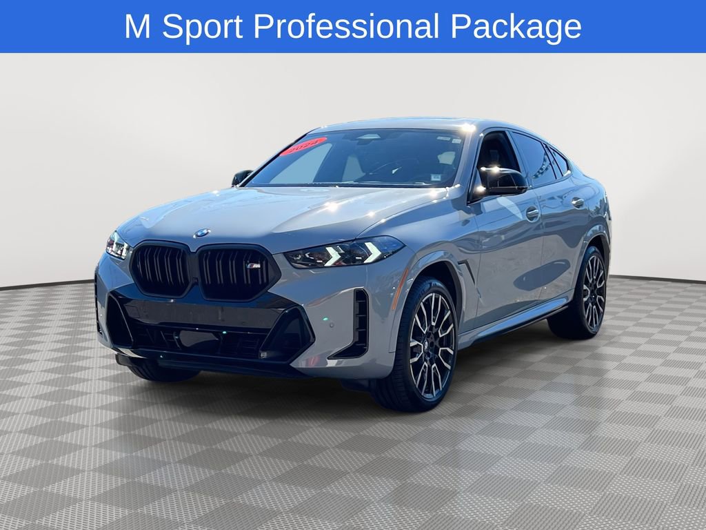 Used 2024 BMW X6 M60i w/ Executive Package image 3