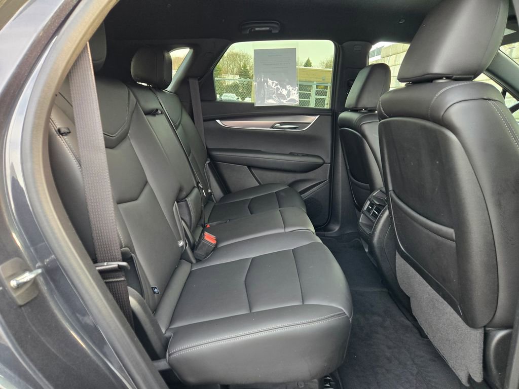 Used 2022 Cadillac XT5 Luxury image 37