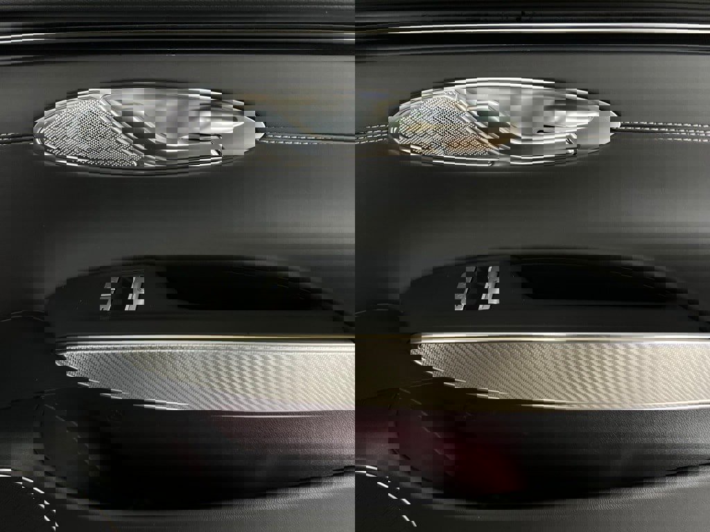 Used 2024 Genesis GV70 3.5T Sport image 24