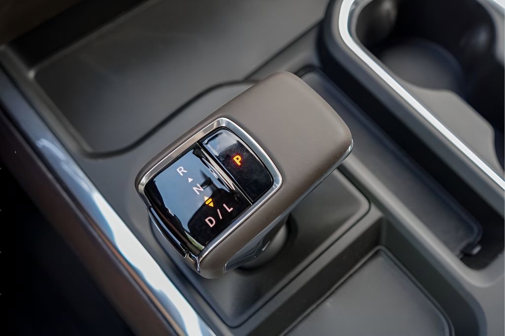 New 2026 GMC Sierra 1500 SLT AWD/4WD image 14
