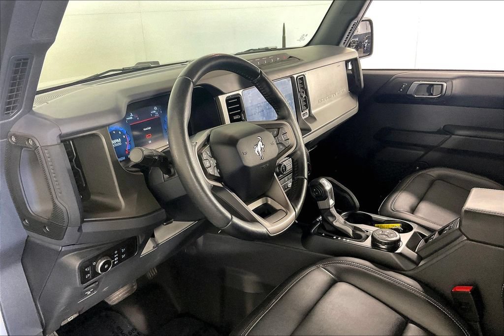 Used 2025 Ford Bronco Badlands AWD/4WD image 16