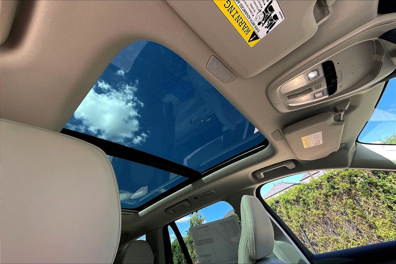New 2026 Volvo XC90 B6 Ultra image 25
