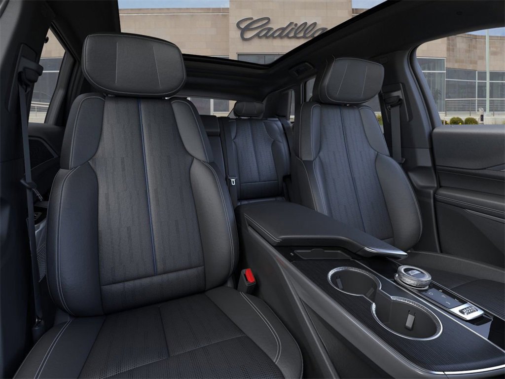 New 2026 Cadillac Lyriq Luxury image 16