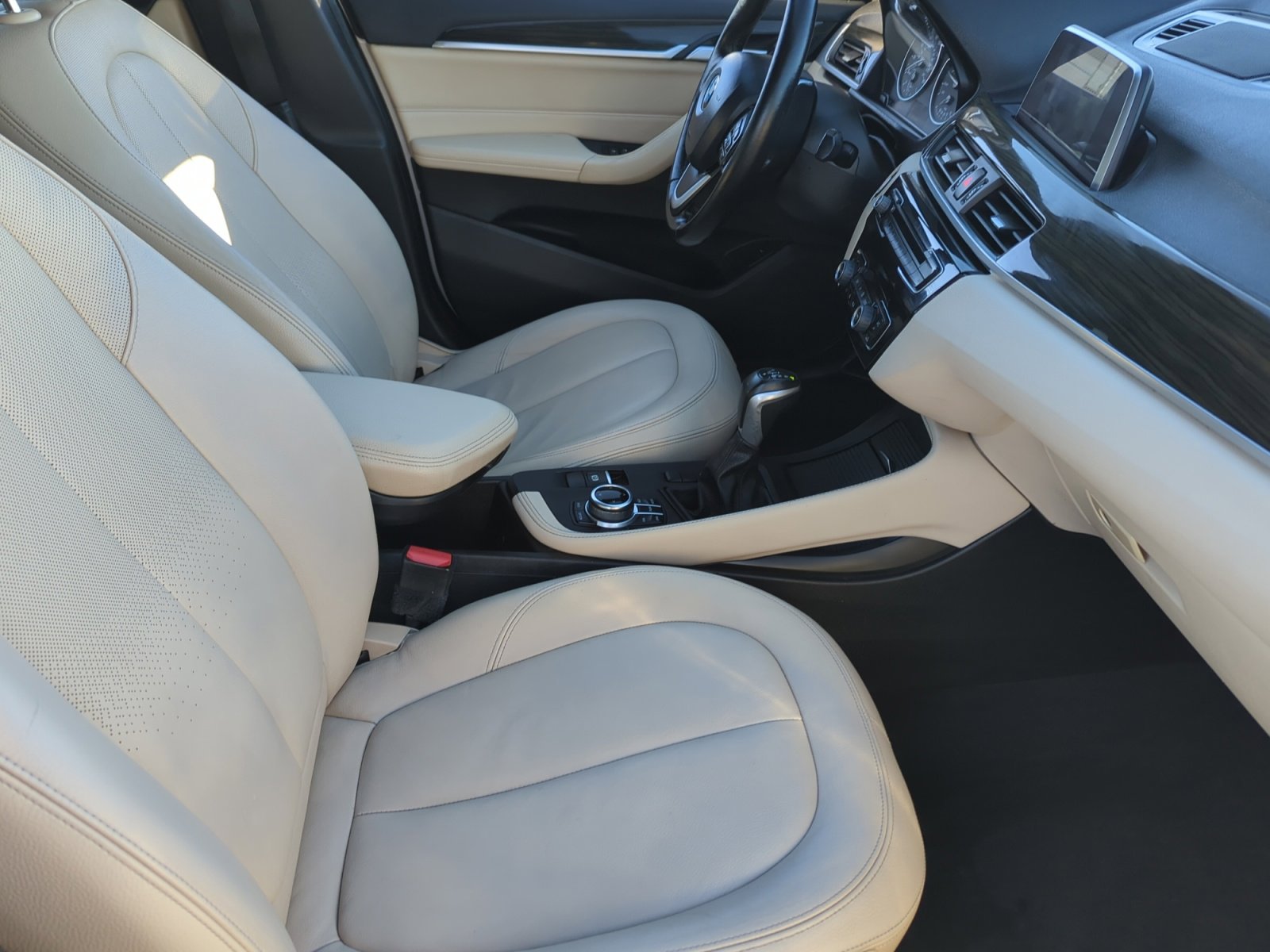 Used 2018 BMW X1 sDrive28i image 18