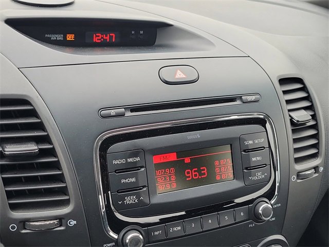 Used 2017 Kia Forte LX image 26