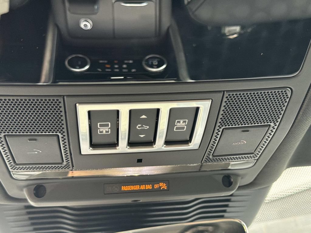 New 2026 Land Rover Discovery Dynamic SE AWD/4WD image 25