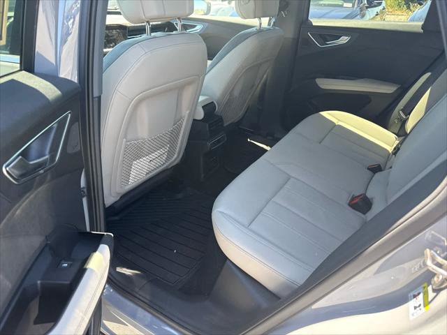 Used 2023 Audi Q4 e-tron Premium Plus w/ Premium Plus AWD/4WD image 6