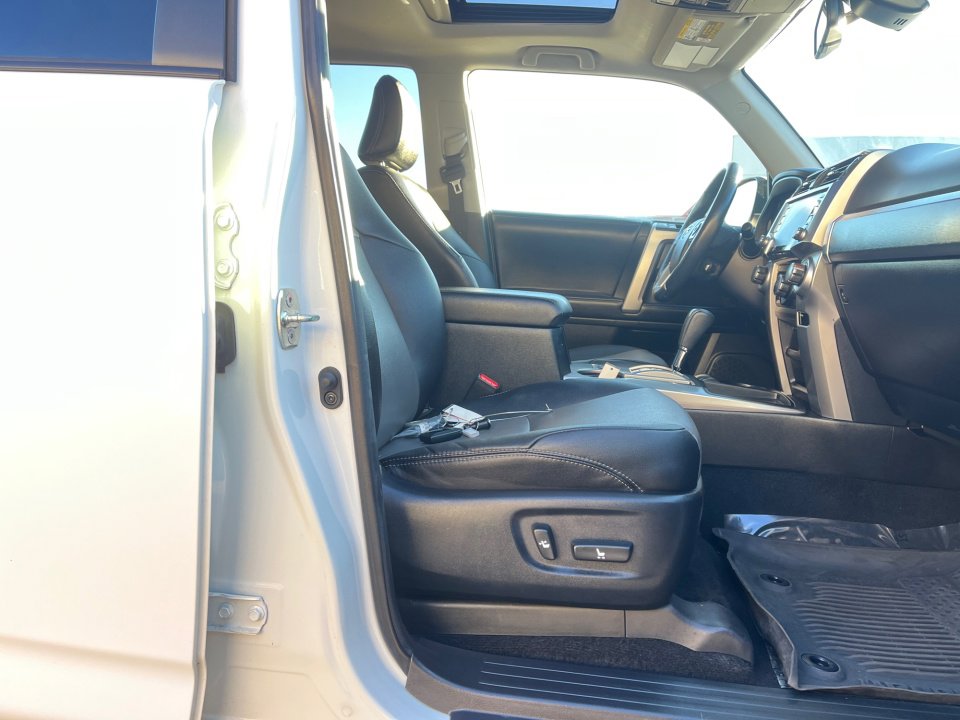 Used 2023 Toyota 4Runner SR5 Premium image 30