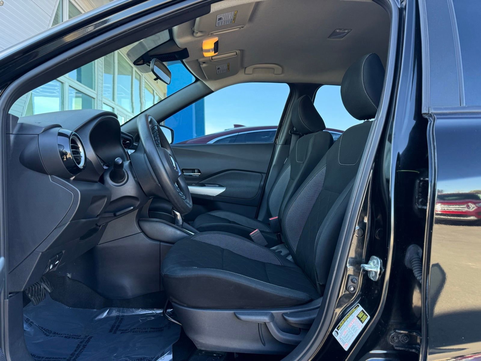 Used 2020 Nissan Kicks SV image 15