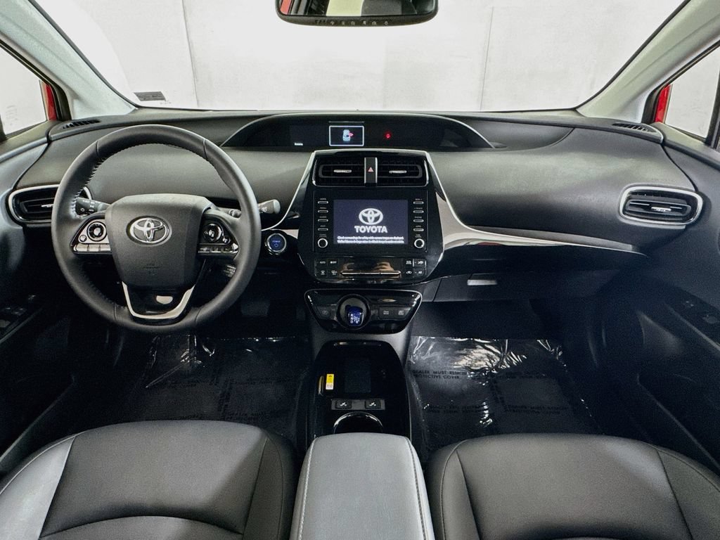Used 2020 Toyota Prius XLE w/ Advanced Technology Package FWD image 27
