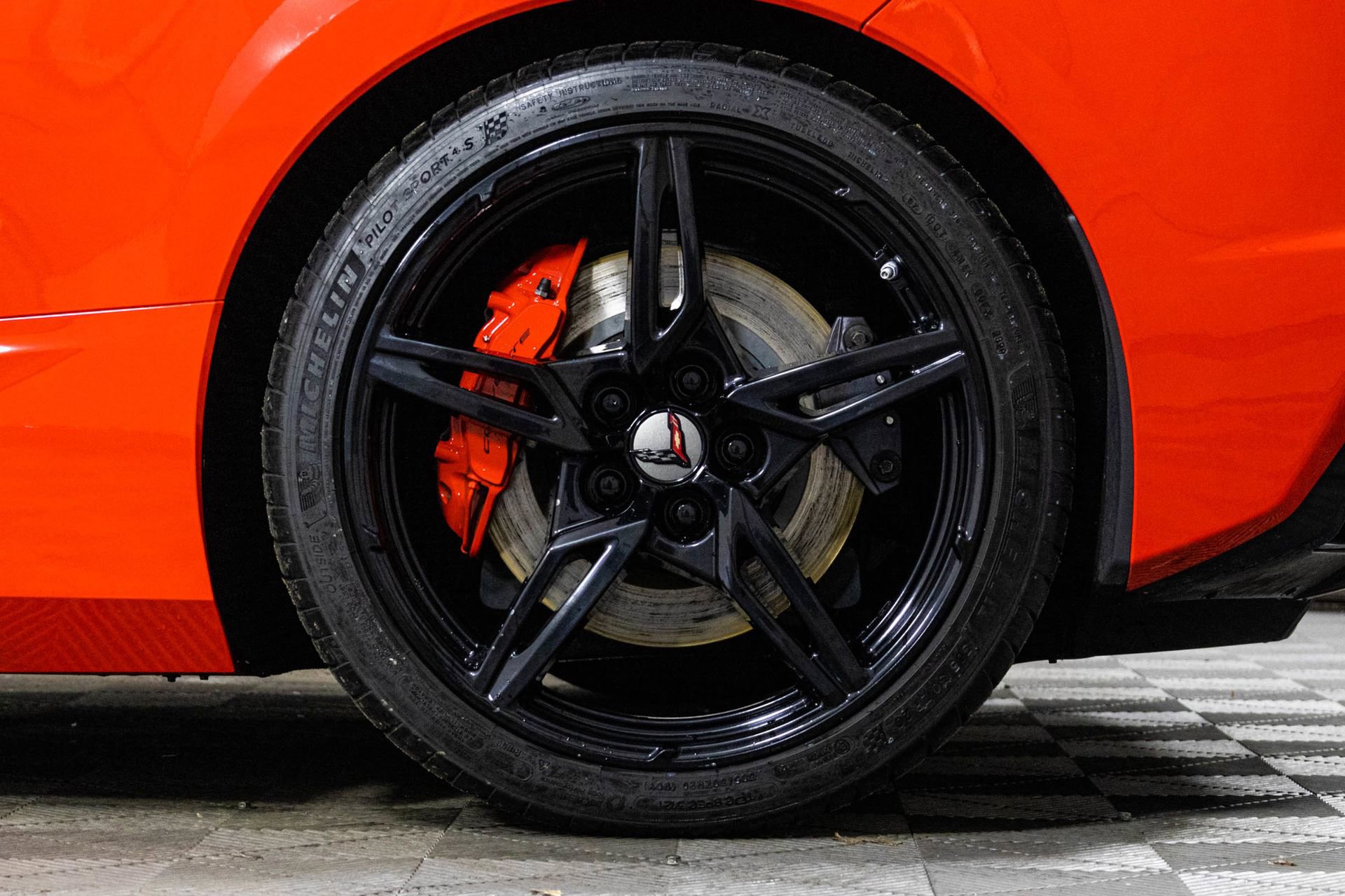 Used 2020 Chevrolet Corvette Stingray Premium Cpe w/ 3LT Preferred Equipment Group image 38