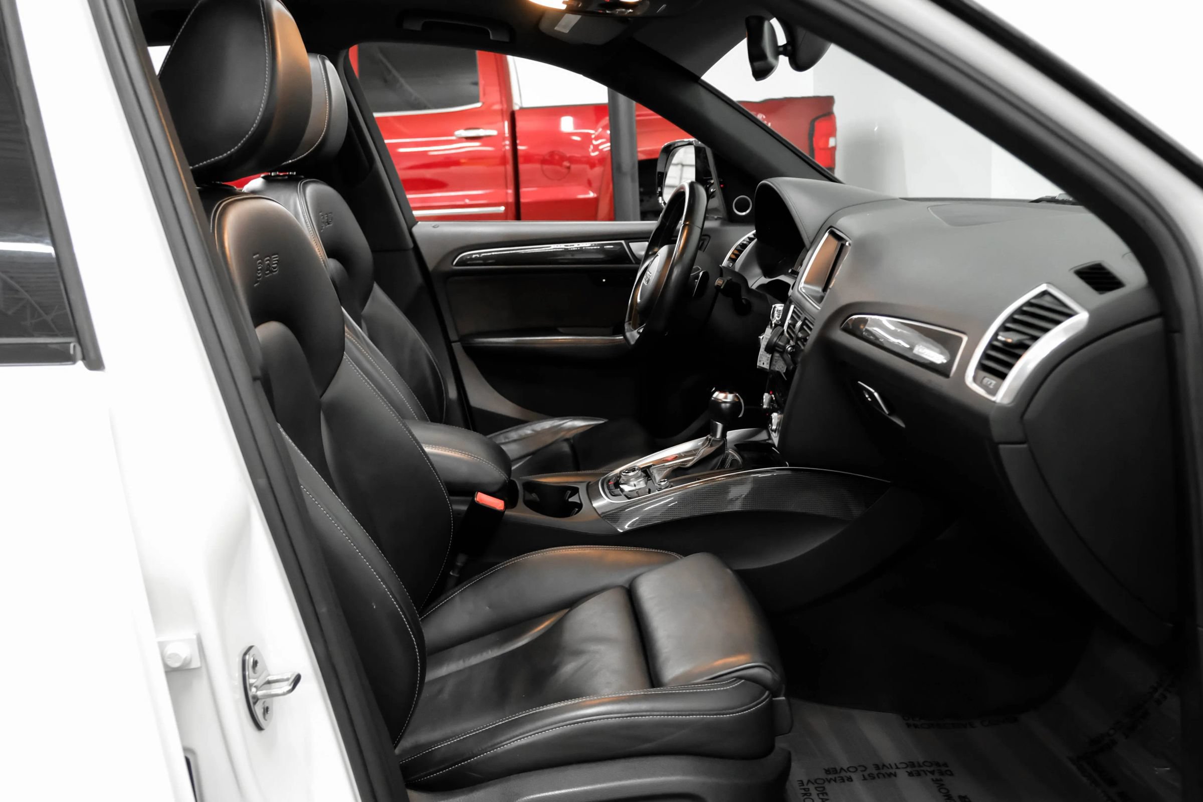 Used 2017 Audi SQ5 Premium Plus AWD/4WD image 36
