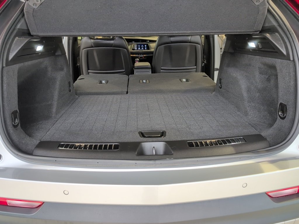 Used 2019 Cadillac XT4 Premium Luxury w/ Technology Package image 41