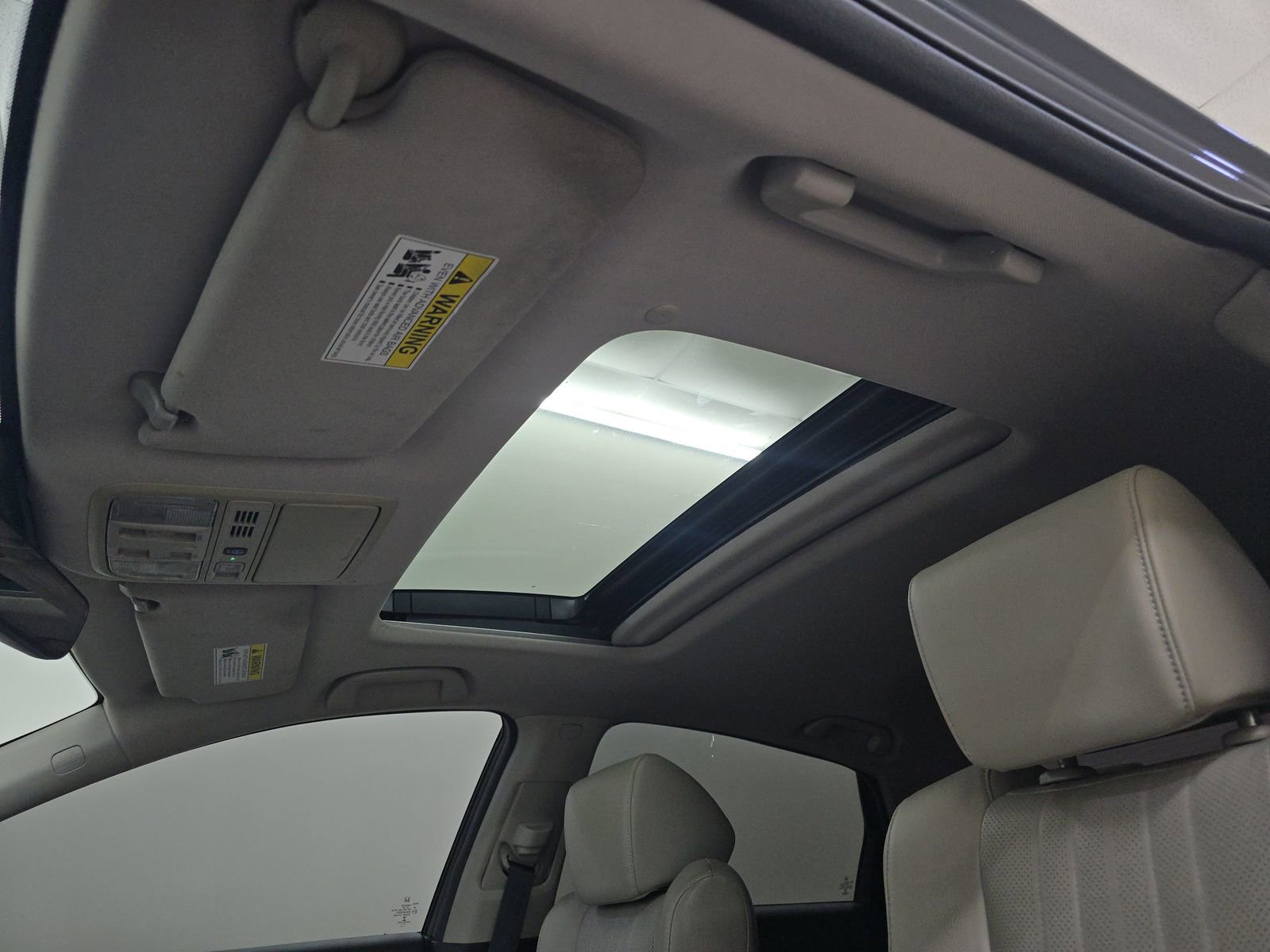 Used 2018 Honda Accord Touring image 13