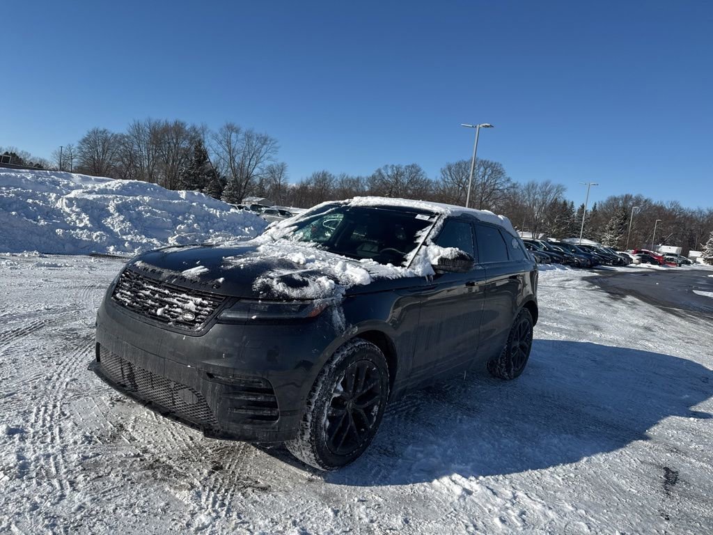 Used 2024 Land Rover Range Rover Velar Dynamic SE image 3