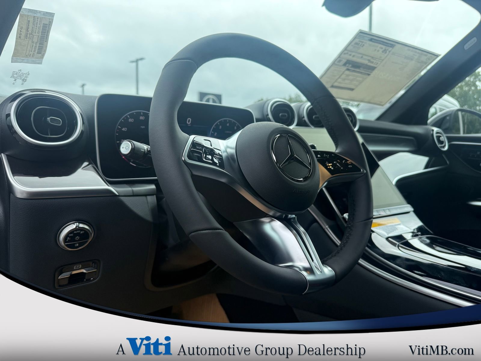 Used 2026 Mercedes-Benz GLC 300 4MATIC image 12