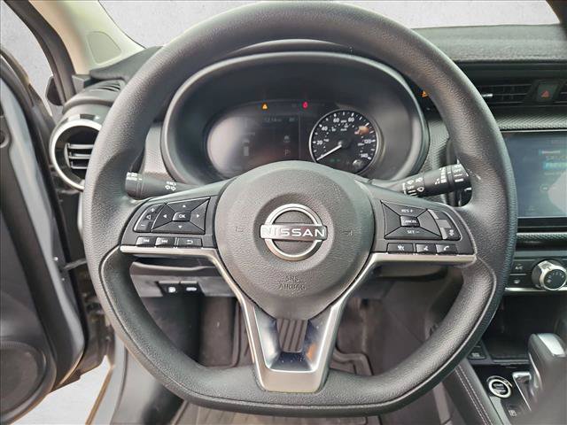 Used 2023 Nissan Kicks SV FWD image 19