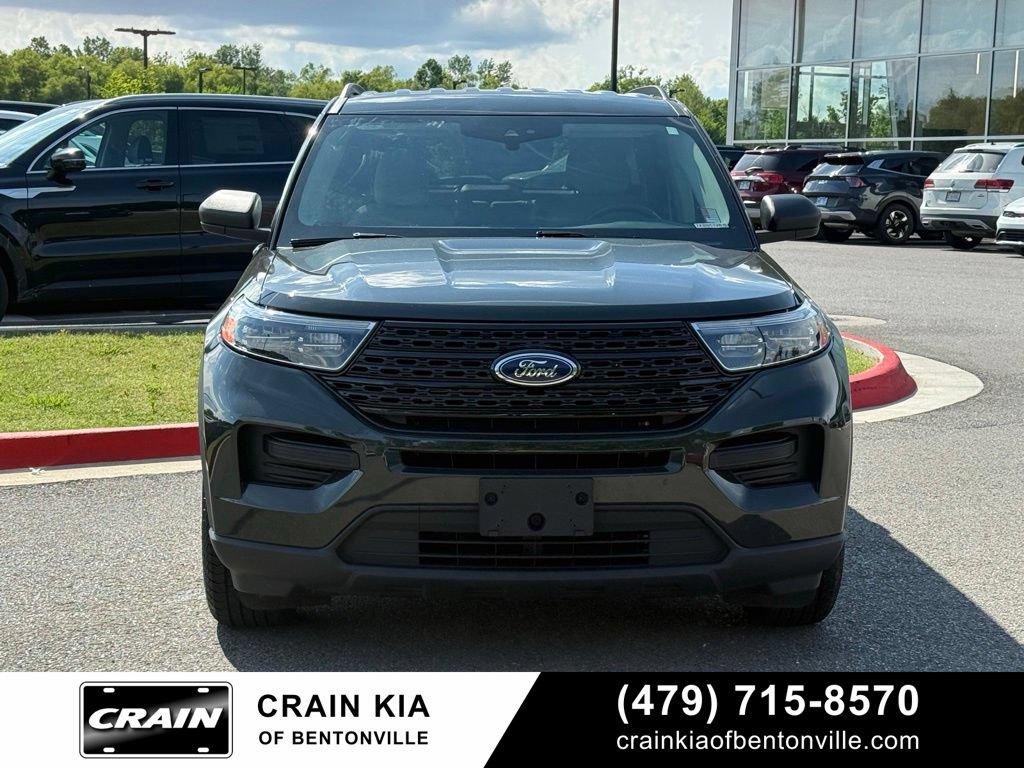 Used 2023 Ford Explorer XLT RWD image 2
